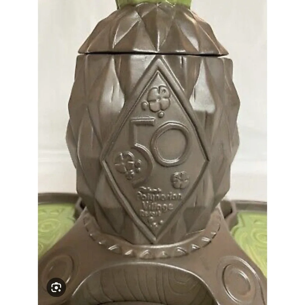 Polynesian 50th Anniversary Walt Disney World Pineapple Serving Set Chip Dip NIB